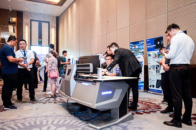 FAMETAL飛馬操作臺(tái)