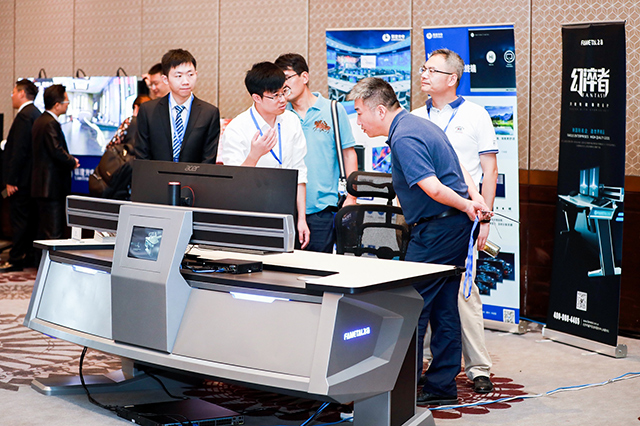 FAMETAL飛馬操作臺(tái)